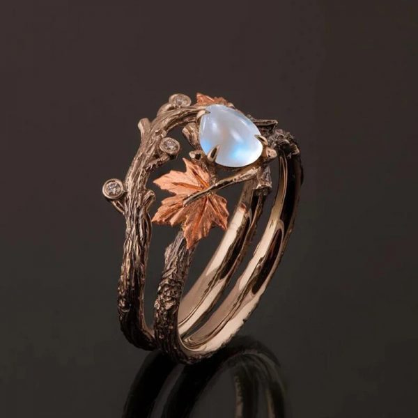 Vintage Style Gold Maple Leaf Ring